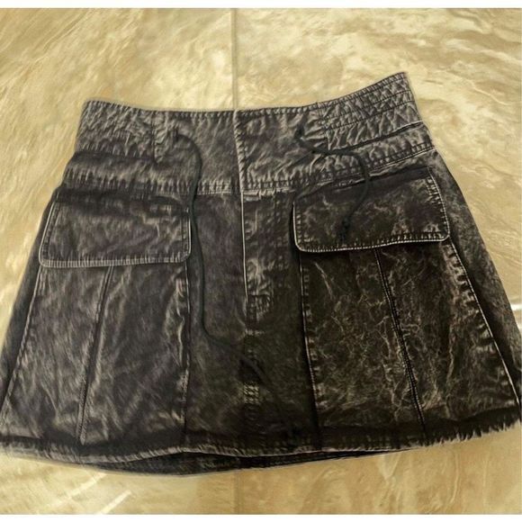 New Free People Denim Cargo Pleated Skirt with Tassel and Front Pockets Size XS - Picture 1 of 8